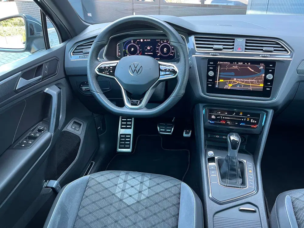 Volkswagen Tiguan 1.4 TSI eHybrid R-Line Business NLAuto uit 2023, foto 3
