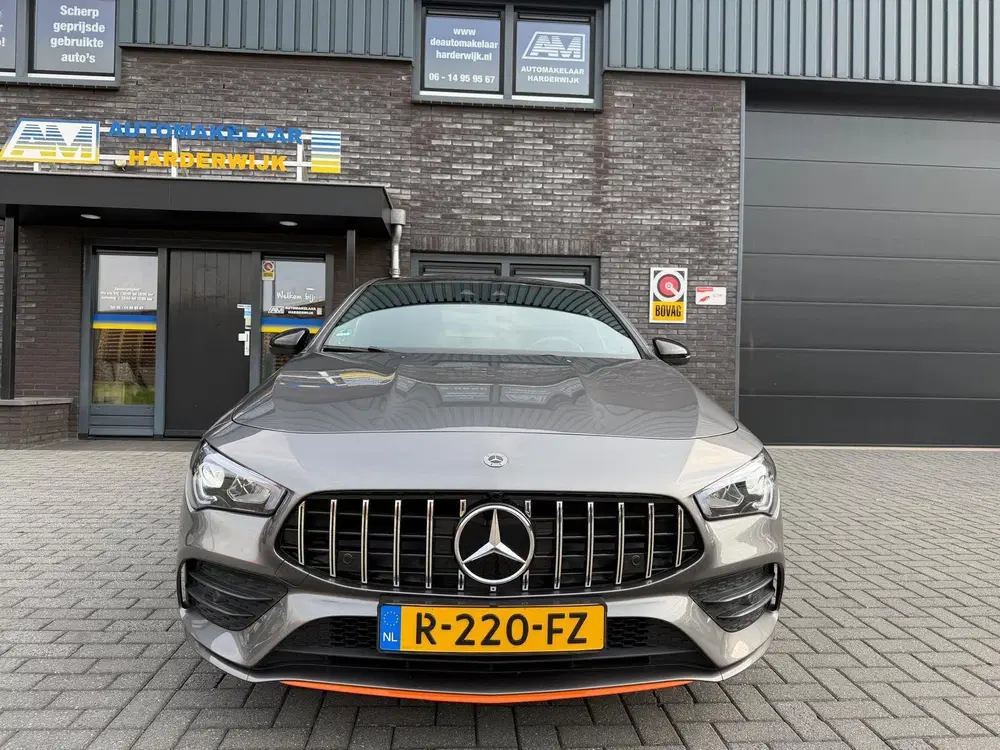 Mercedes-Benz CLA 220 4MATIC uit 2019, foto 2
