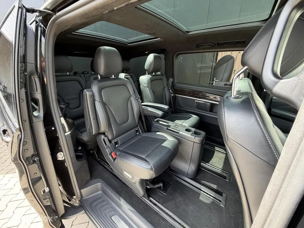 Mercedes-Benz V-Klasse Mercedes V-klasse 300d 4-MATIC Lang Exclus uit 2021, foto 13