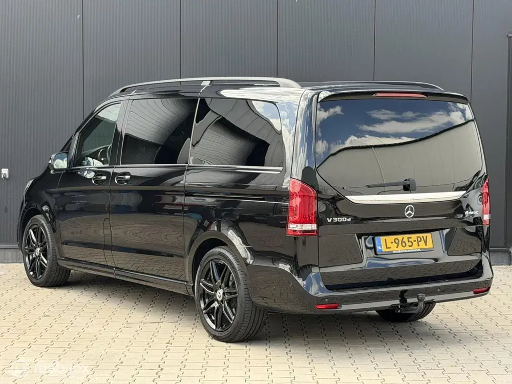Mercedes-Benz V-Klasse Mercedes V-klasse 300d 4-MATIC Lang Exclus uit 2021, foto 3