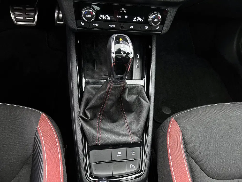 Skoda Scala 1.0 TSI MONTE CARLO 110 PK uit 2021, foto 15