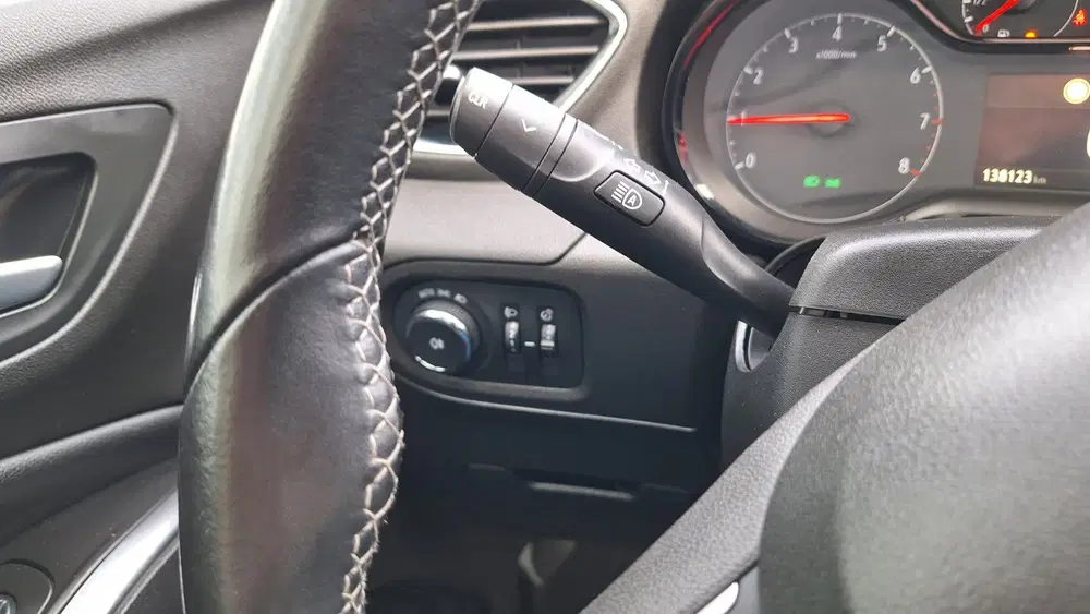 Opel Grandland 1.2 Turbo Business + uit 2019, foto 13