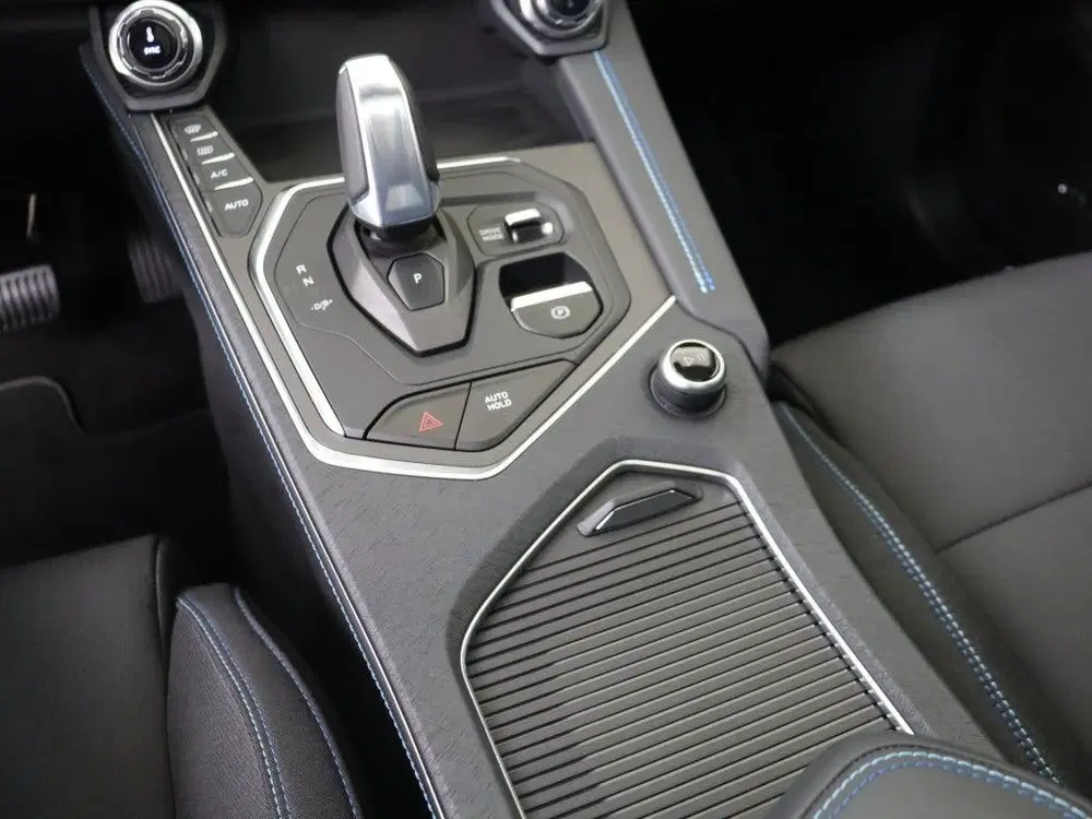 Lynk & Co 01 uit 2023, foto 12