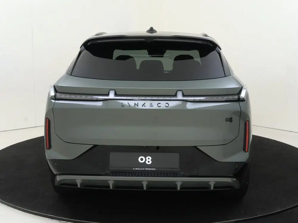 Lynk & Co 08 uit 2026, foto 5