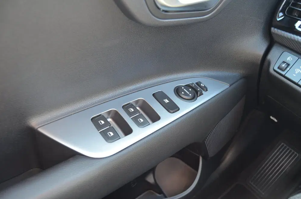 Kia Stonic 1.0 T-GDi MHEV GT-PlusLine Stoel uit 2023, foto 13