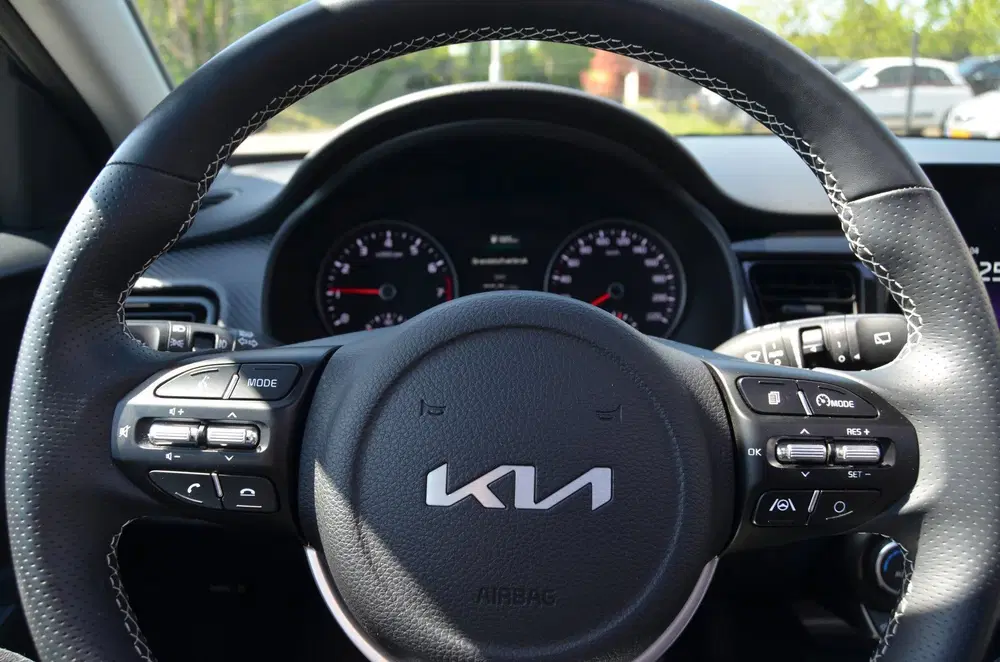 Kia Stonic 1.0 T-GDi MHEV GT-PlusLine Stoel uit 2023, foto 15