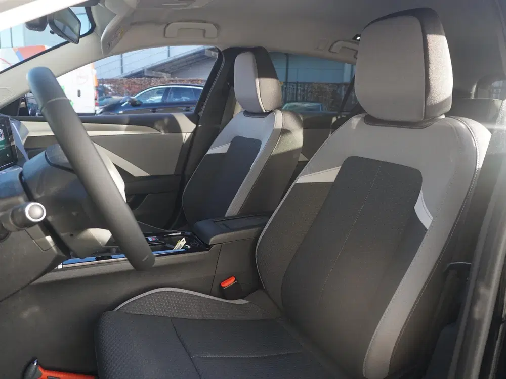 Opel Astra 1.2 Level 2 uit 2023, foto 15