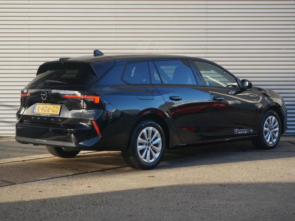 Opel Astra 1.2 Level 2 uit 2023, foto 2