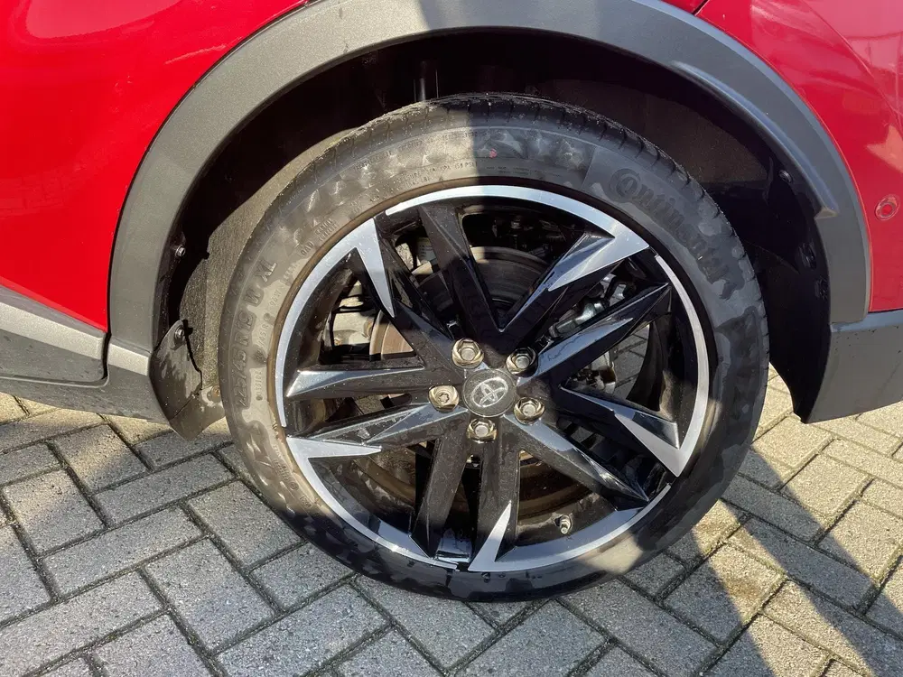 Toyota C-HR 1.8 Hybrid GR-Sport 1e eigenaar uit 2021, foto 2