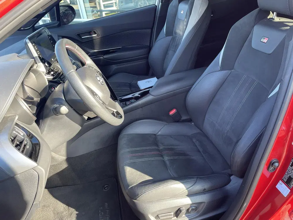 Toyota C-HR 1.8 Hybrid GR-Sport 1e eigenaar uit 2021, foto 3