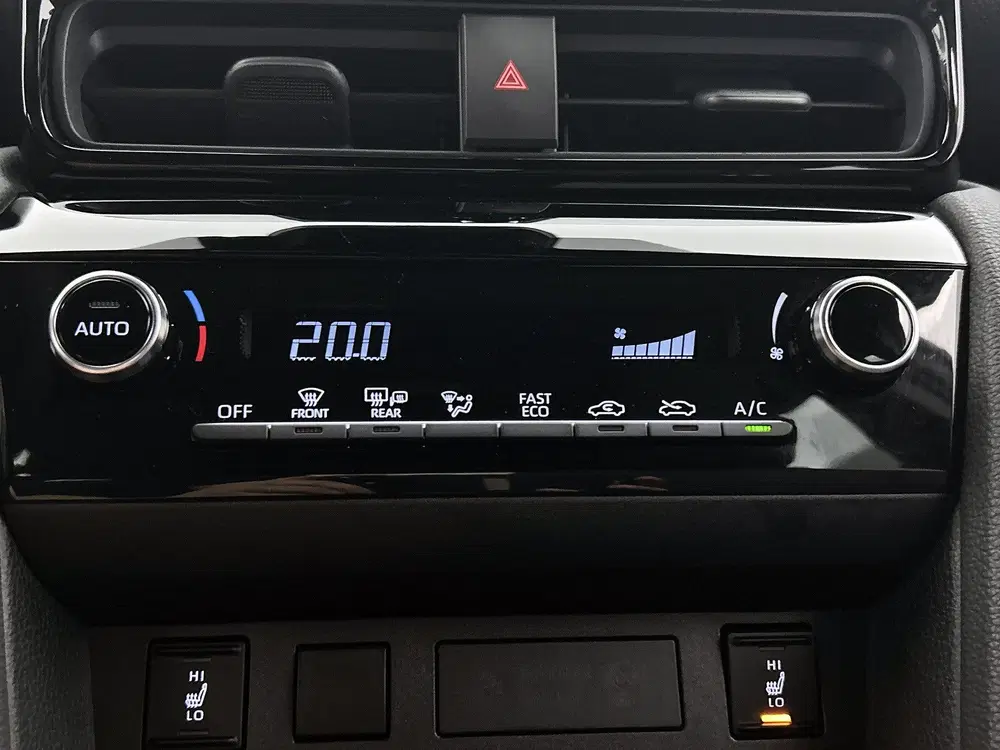 Toyota Yaris Cross 1.5 Hybrid 130 Dynamic Comfort Pack uit 2025, foto 12