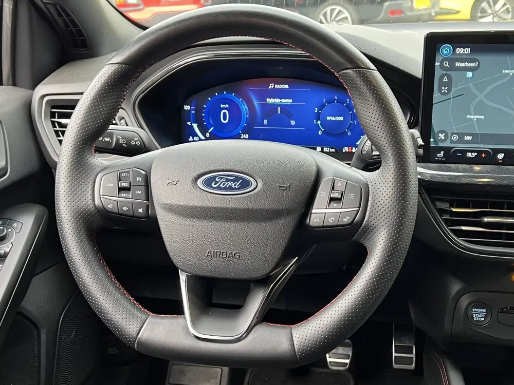Ford Focus 1.0 EcoBoost Hybrid ST Line X uit 2023, foto 10