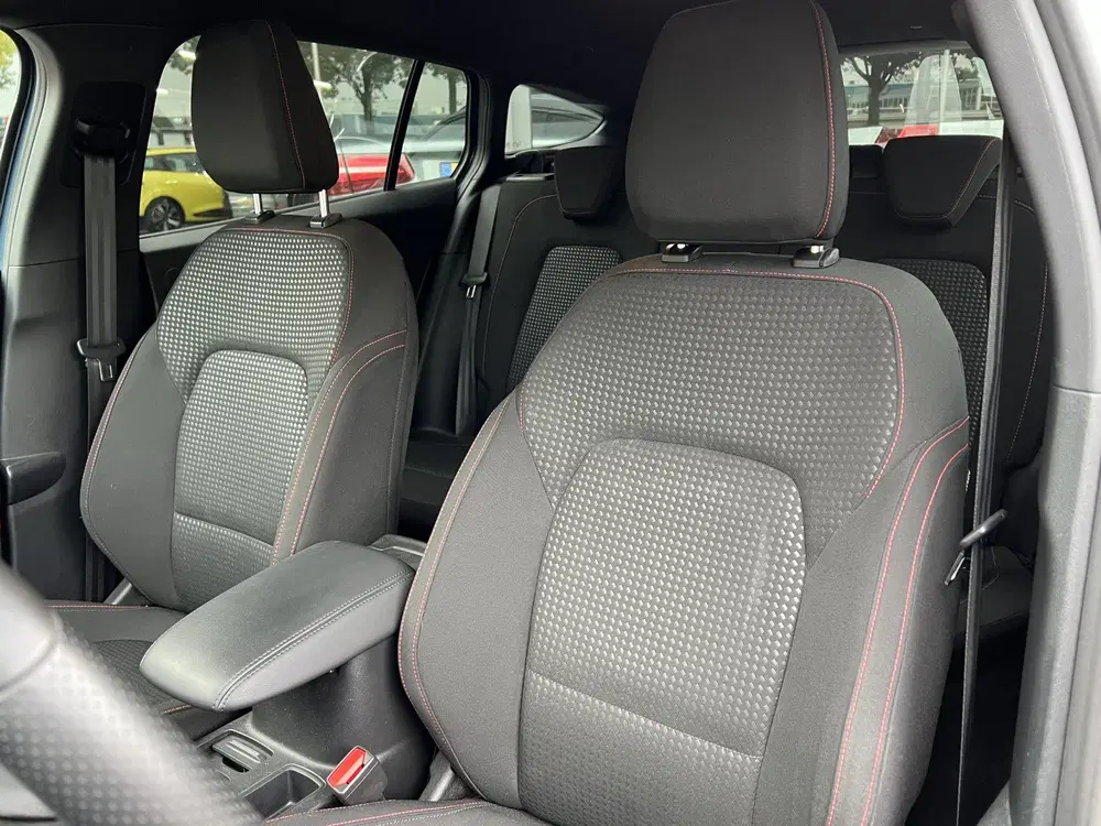 Ford Focus 1.0 EcoBoost Hybrid ST Line X uit 2023, foto 11