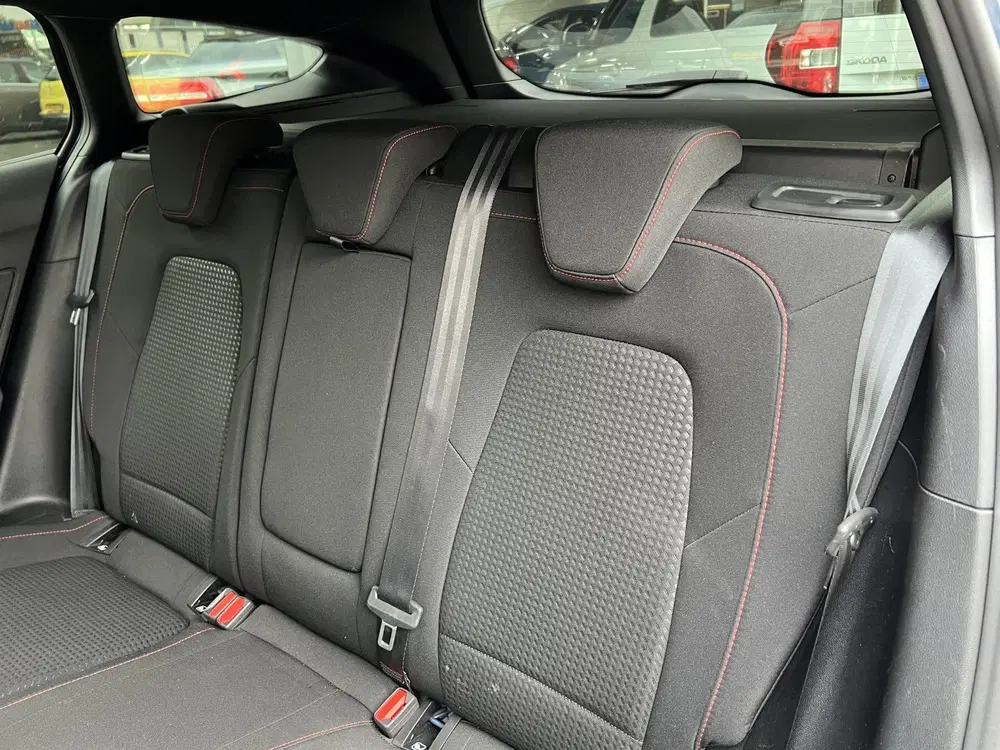 Ford Focus 1.0 EcoBoost Hybrid ST Line X uit 2023, foto 12