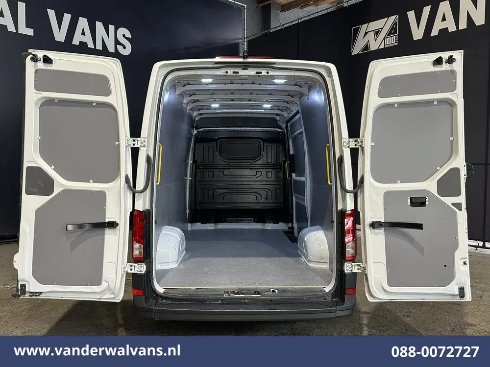 Volkswagen Crafter 2.0 TDI 140pk L3H3 L2H2 Euro6 Airco uit 2022, foto 3