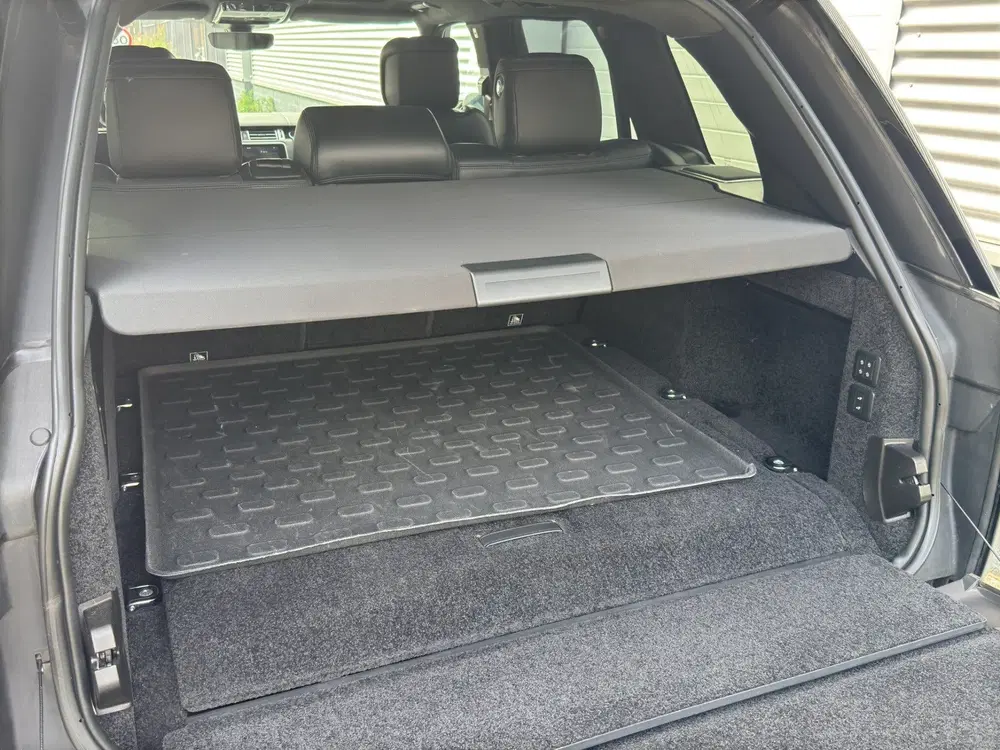 Land Rover Range Rover 2.0 P400e Voque uit 2020, foto 14