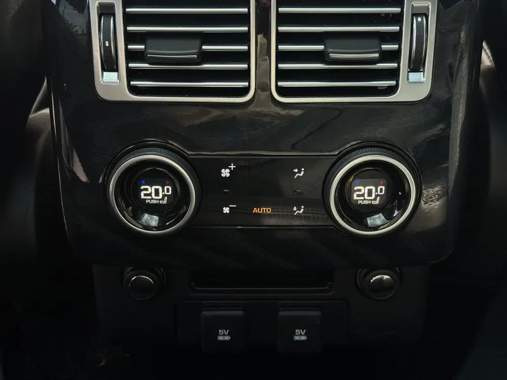 Land Rover Range Rover 2.0 P400e Voque uit 2020, foto 9