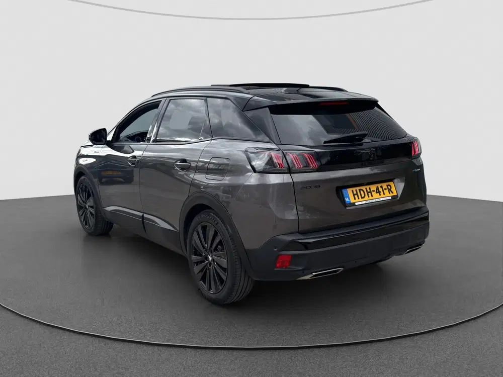Peugeot 3008 1.6 HYbrid4 300 Blue Lease GT uit 2021, foto 9