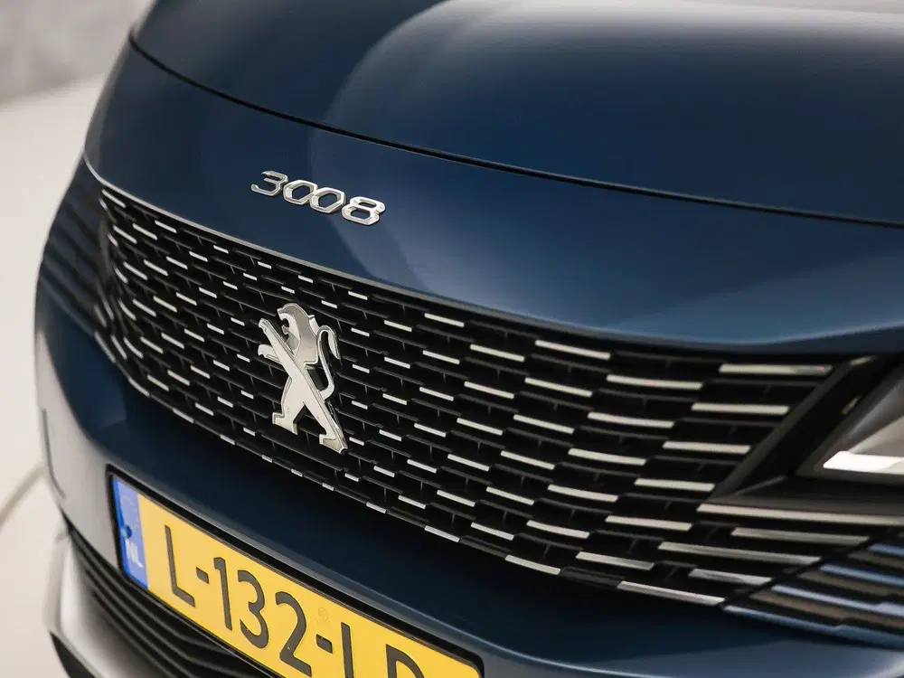 Peugeot 3008 1.2 PureTech Premium Automaat (APPLE CARPL uit 2021, foto 12