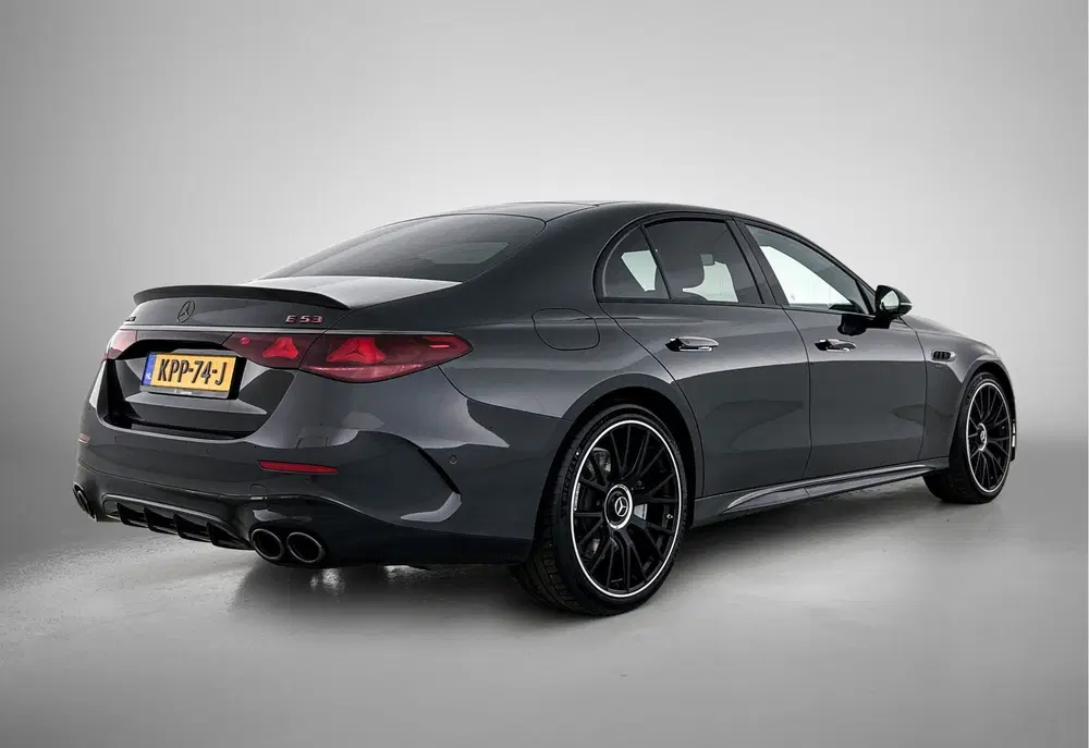 Mercedes-Benz E-Klasse Mercedes-AMG 53 4MATIC+ AMG Night 1+2 uit 2025, foto 2