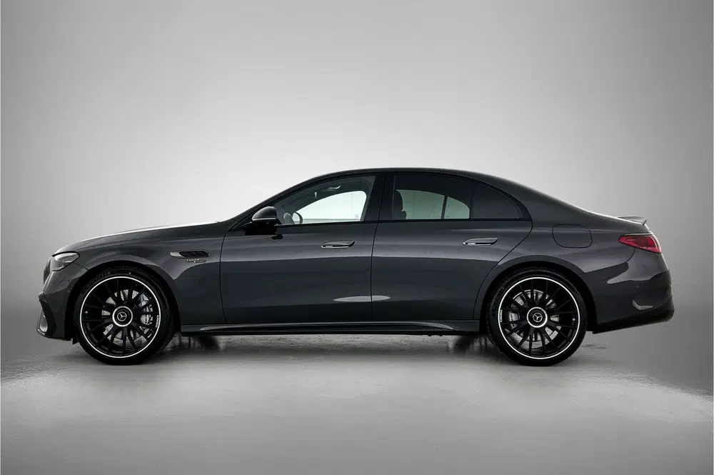 Mercedes-Benz E-Klasse Mercedes-AMG 53 4MATIC+ AMG Night 1+2 uit 2025, foto 3