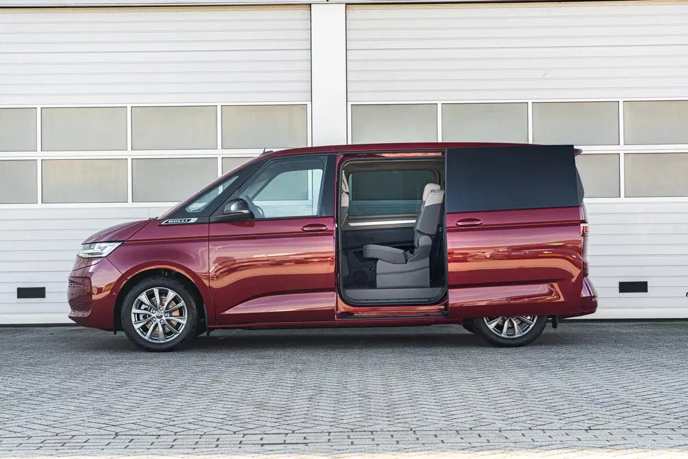 Volkswagen Multivan 1.5 eHybrid 245pk L1 Bulli Edition 4Moti uit 2026, foto 12