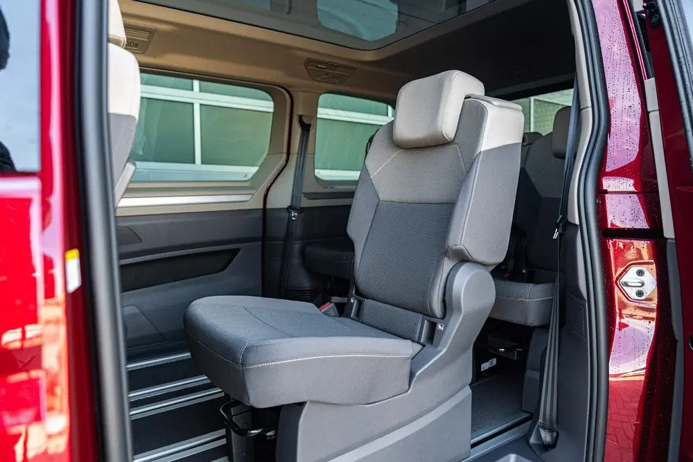 Volkswagen Multivan 1.5 eHybrid 245pk L1 Bulli Edition 4Moti uit 2026, foto 6