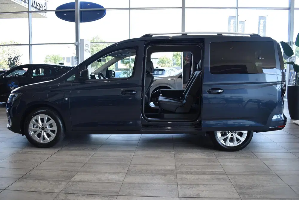 Ford Tourneo Connect 1.5 EcoBoost PHEV L2 Limited uit 2026, foto 10