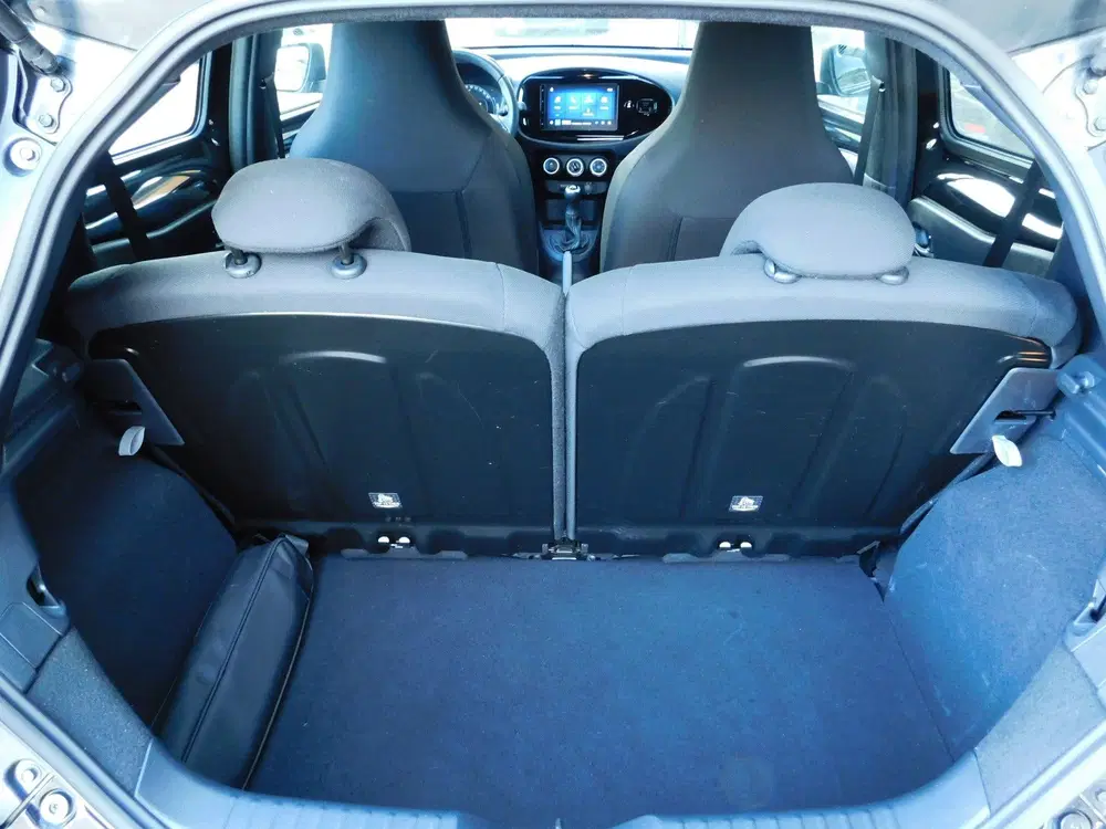 Toyota Aygo X 1.0 VVT-i MT Play (bj 2025) uit 2025, foto 14