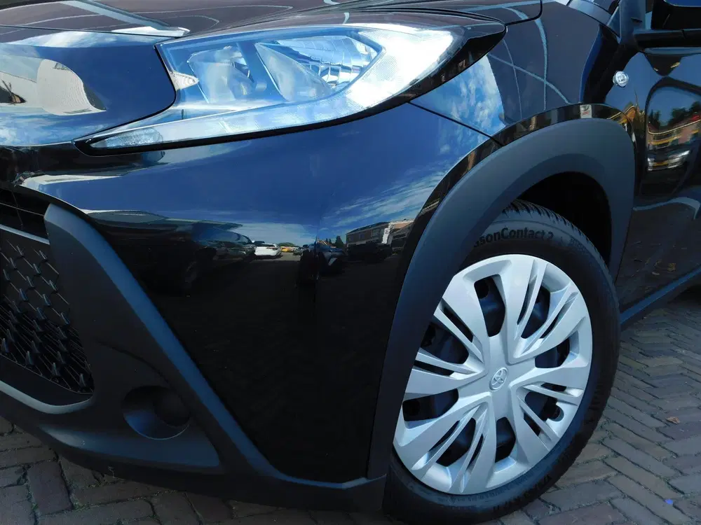 Toyota Aygo X 1.0 VVT-i MT Play (bj 2025) uit 2025, foto 2