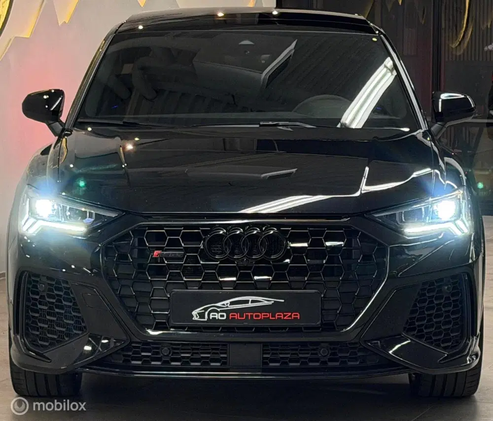 Audi RS Q3 Sportback 2.5 TFSI Panorama uit 2020, foto 10