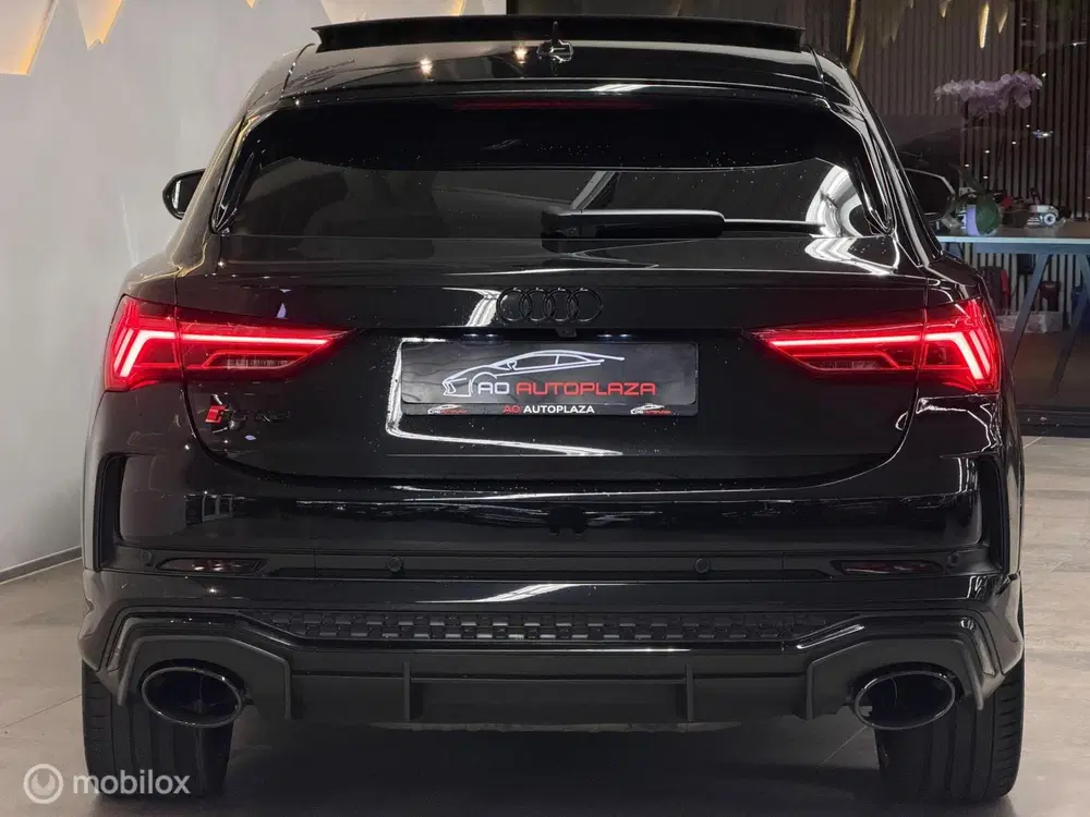 Audi RS Q3 Sportback 2.5 TFSI Panorama uit 2020, foto 11