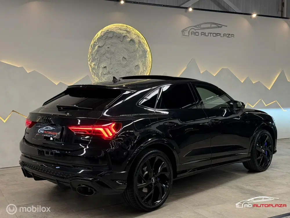 Audi RS Q3 Sportback 2.5 TFSI Panorama uit 2020, foto 2