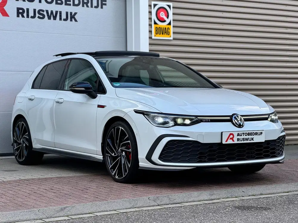 Volkswagen Golf 2.0 TSI GTI Pano uit 2022, foto 9