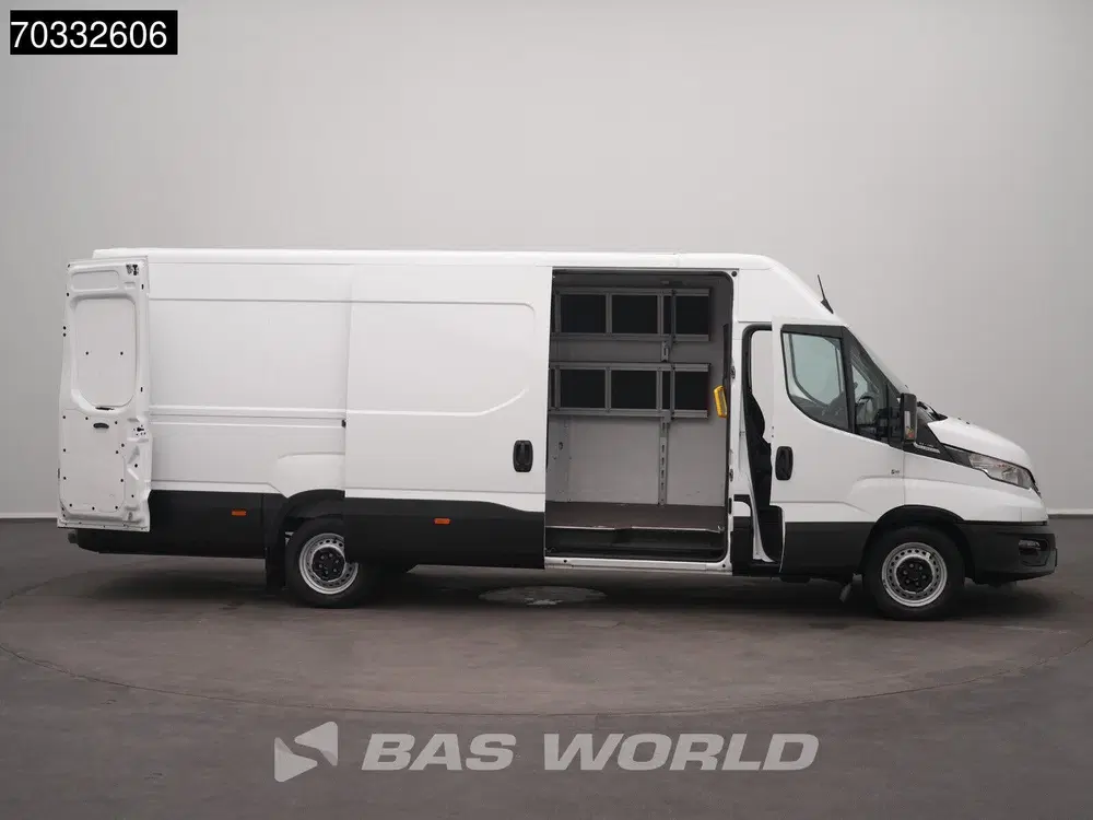 Iveco Daily Automaat L3H2 Airco Camera Parkeersensoren uit 2024, foto 11