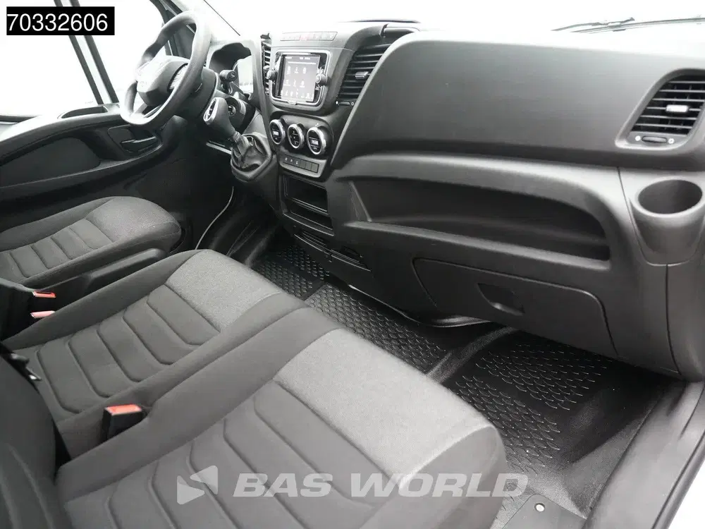 Iveco Daily Automaat L3H2 Airco Camera Parkeersensoren uit 2024, foto 14