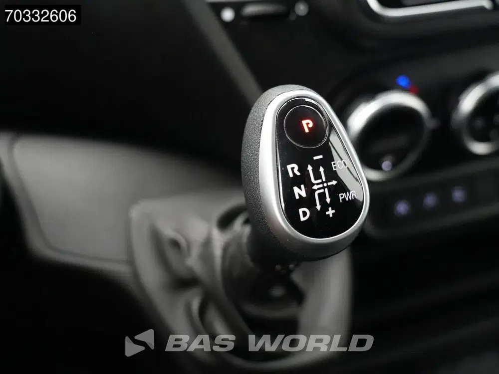 Iveco Daily Automaat L3H2 Airco Camera Parkeersensoren uit 2024, foto 15