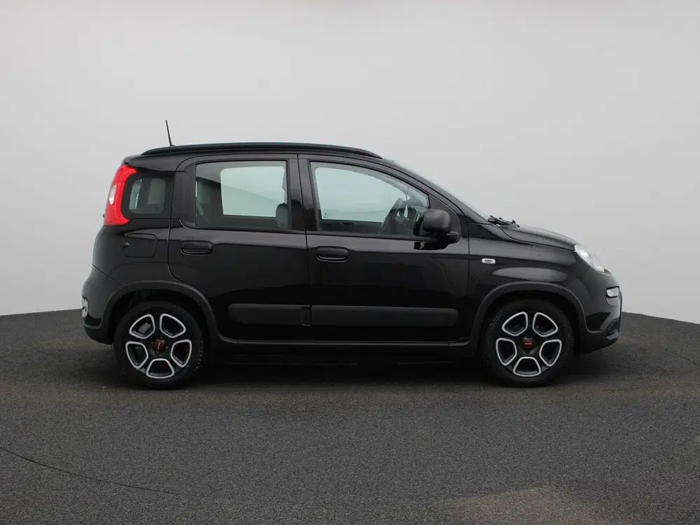 Fiat Panda 1.0 Hybrid City Life uit 2022, foto 6
