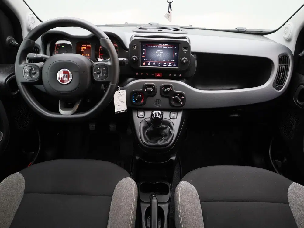 Fiat Panda 1.0 Hybrid City Life uit 2022, foto 8