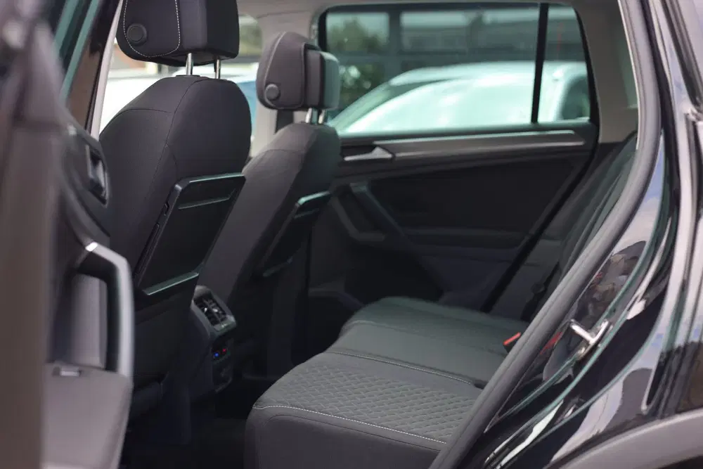 Volkswagen Tiguan 2.0 TSI 4MOTION uit 2019, foto 11