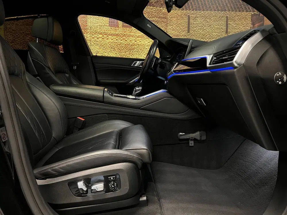BMW X6 M50i High Exe Aut Panodak Laserlight Night uit 2020, foto 13