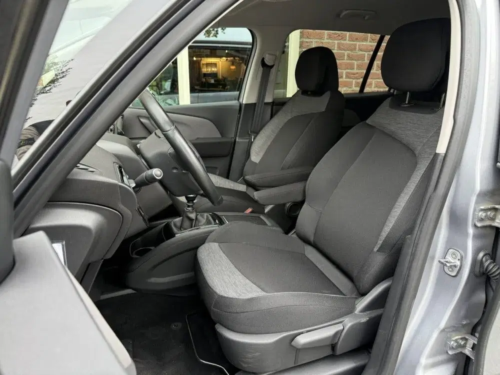 Citroën Grand C4 SpaceTourer Citroen Grand C4 SpaceTourer 1.2 PureTech uit 2021, foto 4