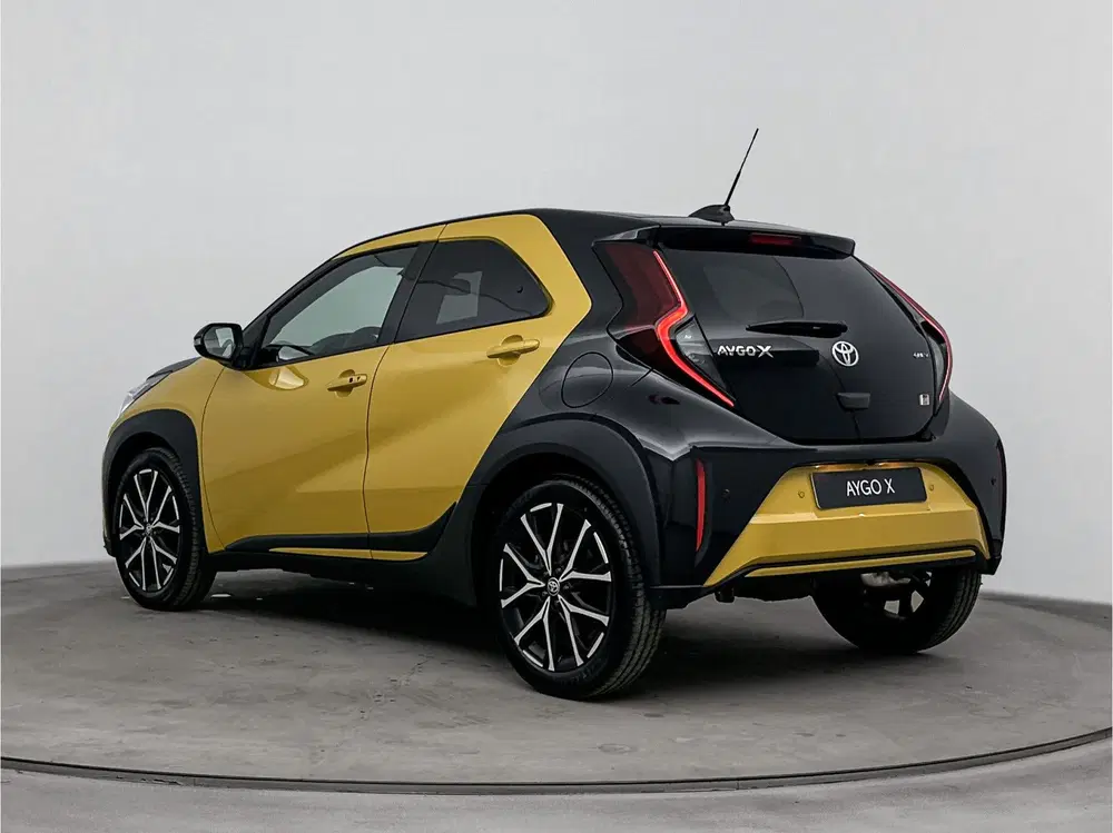Toyota Aygo X Hybrid 115 GR Sport uit 2026, foto 3