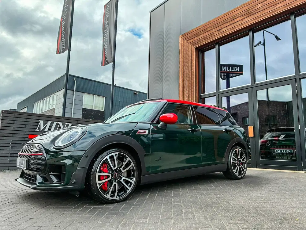 Mini Clubman 2.0 JCW ALL4 John Cooper Works F1 aut 306p uit 2022, foto 5