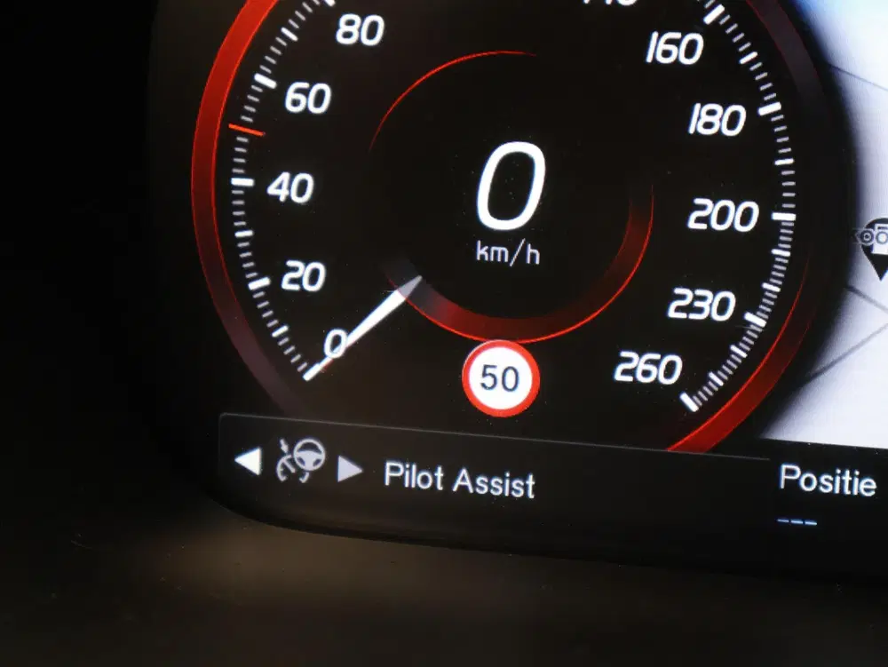 Volvo XC90 T8 390PK Recharge AWD Business Pro uit 2021, foto 13