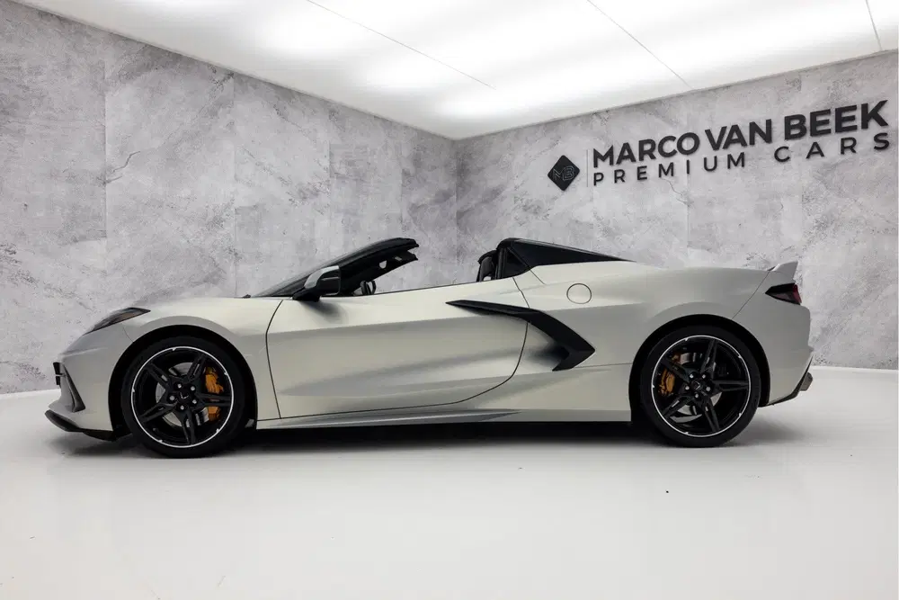 Chevrolet Corvette C8 Stingray Convertible 6.2L V8 uit 2021, foto 9