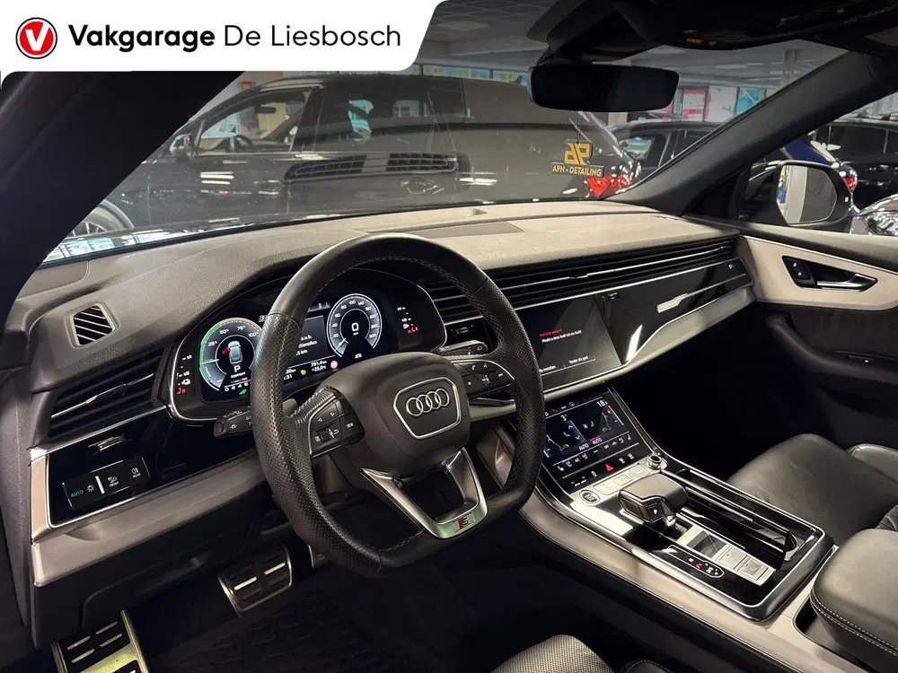 Audi Q8 60 TFSI e quattro Pro Line S Competition uit 2021, foto 10