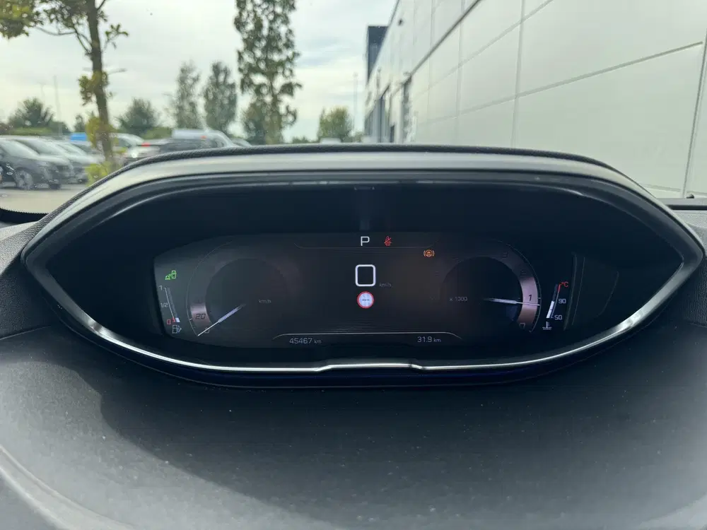 Peugeot 5008 1.6 PureTech GT-Line uit 2019, foto 12
