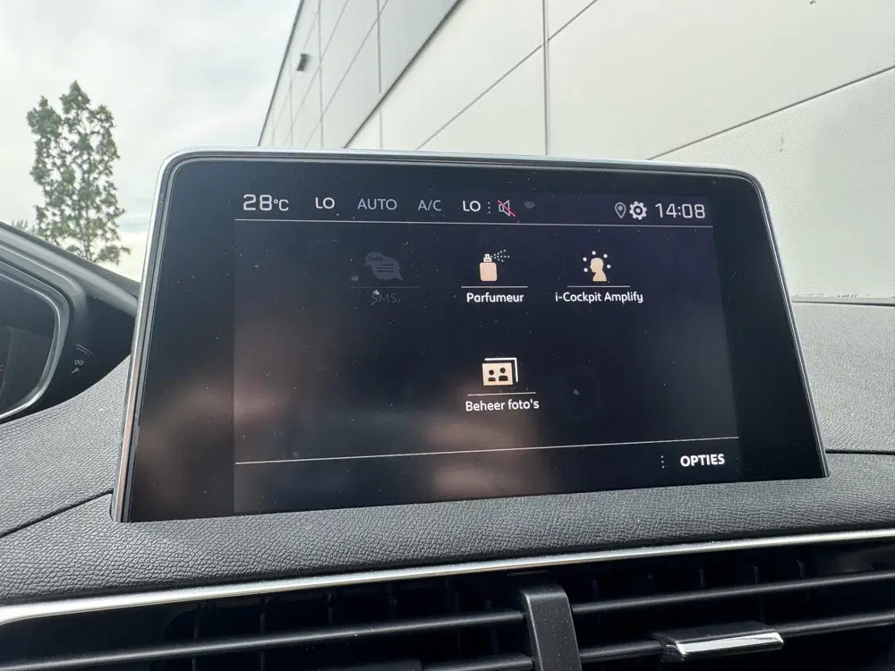 Peugeot 5008 1.6 PureTech GT-Line uit 2019, foto 14