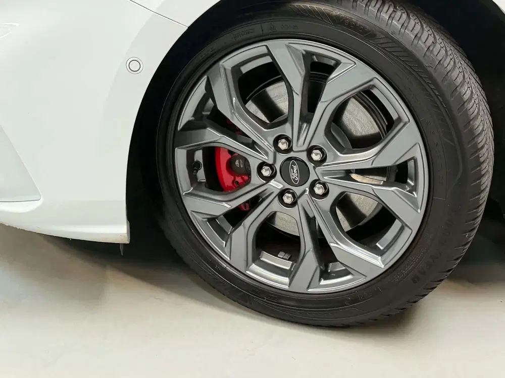 Ford Focus 1.0 EcoBoost Hybrid ST Line X Business uit 2020, foto 3
